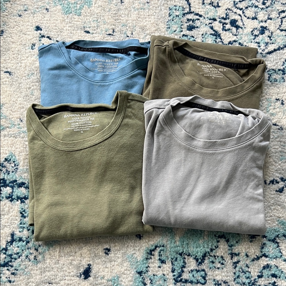 Banana Republic Men's Long Sleeve Tees - Blue, Olive, Green, Gray